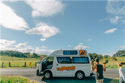 השכרת מוטורהום בניו זילנד לדוגמה HiTop Campervan