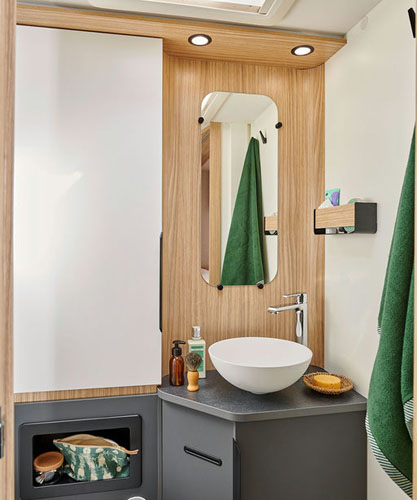 B 4 - Classic - P690GJ