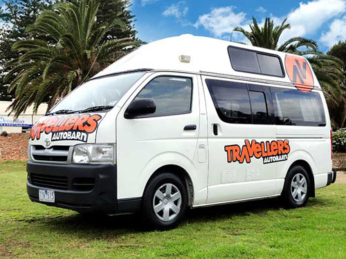 קרוואן השכרת מוטורהום בניו זילנד לדוגמה HiTop Campervan