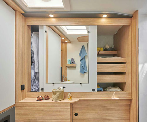 B 4 - Classic - P690D