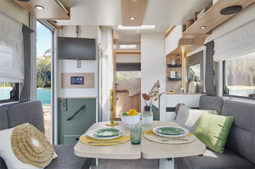 B 4 - Classic - A696G