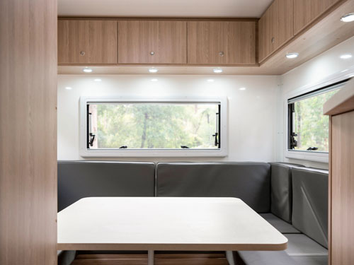 Platinum River - Elite