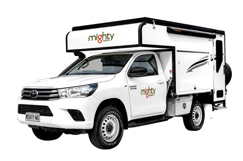 קרוואן Mighty 4WD Camper