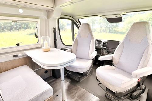 Category Van 4x4 AT