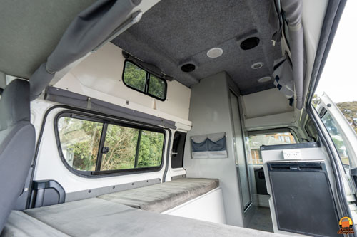 Sunta Snoozer Camper