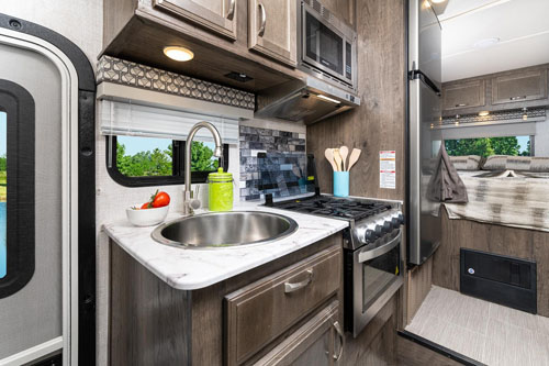 Adak Argonaut 23 - Gold