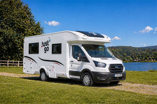 קרוואן Voyager Standard