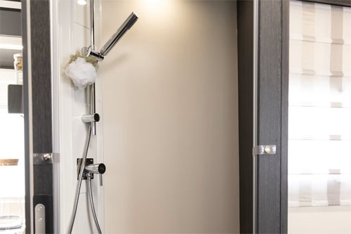 Voyager Standard